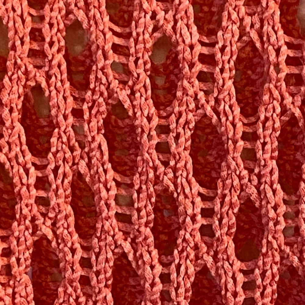 Crochet top. - Picture 2 of 3